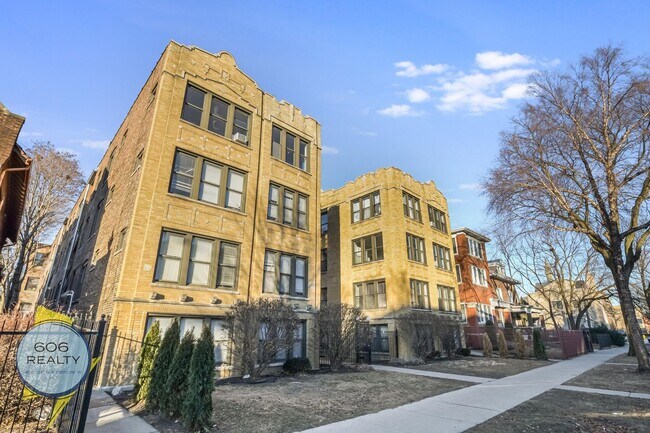 Foto del edificio - 1024 E Hyde Park Blvd