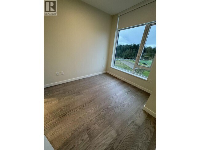 Photo du bâtiment - 6138 Birney Ave