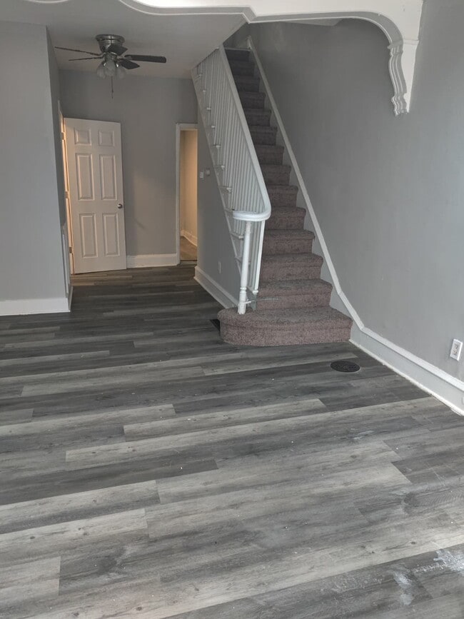 Photo - 2045 Fernon St House