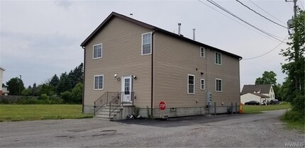 Building Photo - 8137 Sheridan Dr