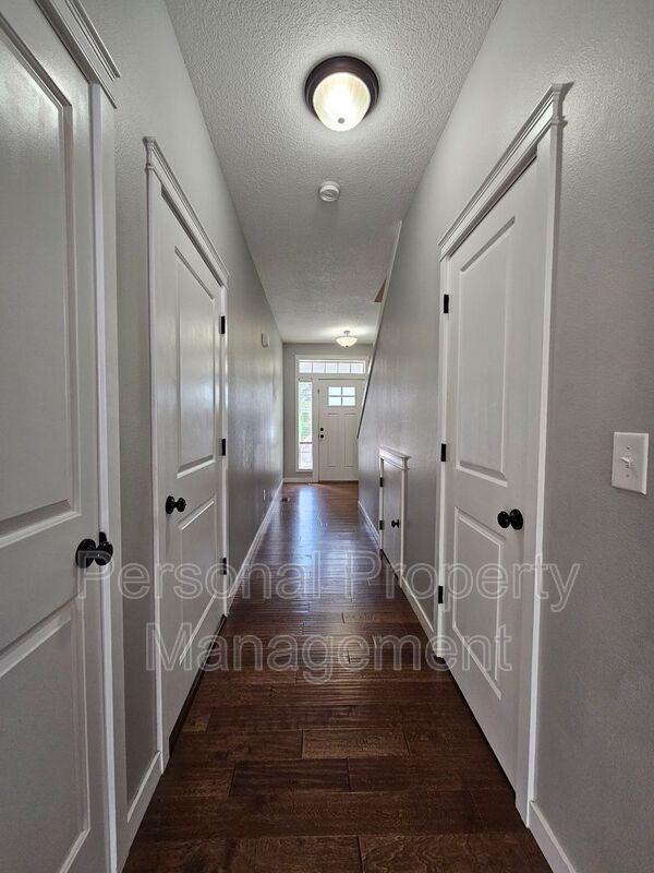 Building Photo - 4522 NE 91st Way