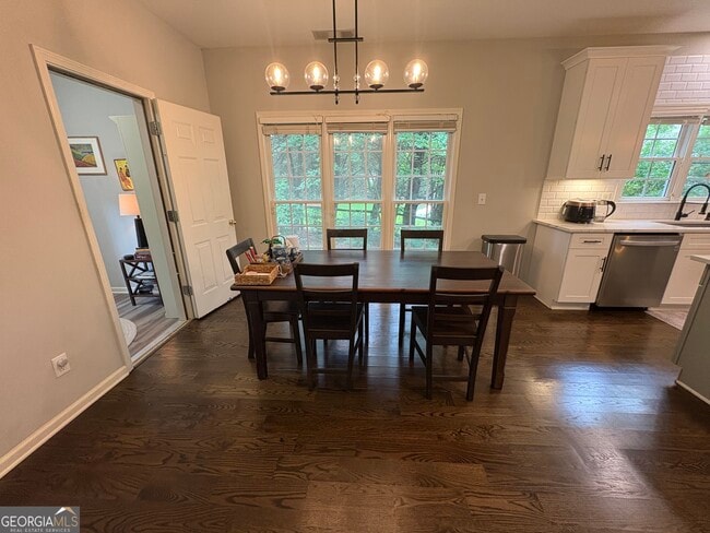 Building Photo - 3755 Ridgeside Ct
