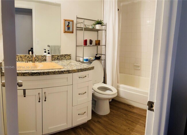 Foto del edificio - 1455 N Treasure Dr