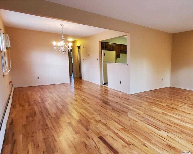 Foto del edificio - 33 Commonwealth Ave