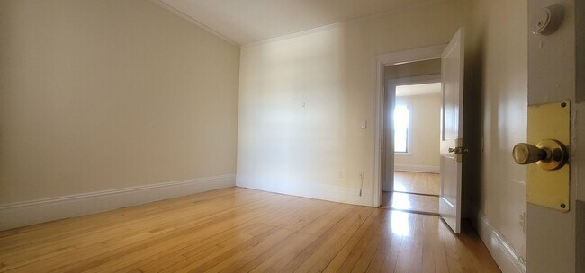 Building Photo - Avail Now!  See YT Tour of Spacious Apt!  ...