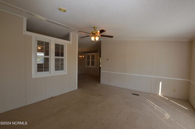 Foto del edificio - 531 Cedar Fork Rd