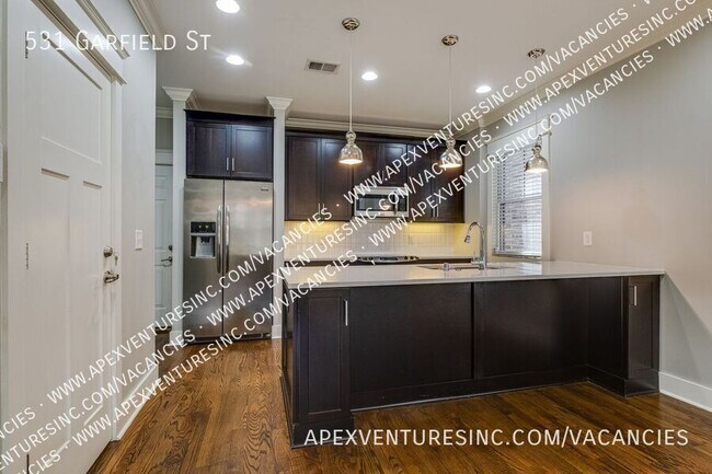 Foto del edificio - 531 Garfield St