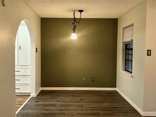 Foto del edificio - 1407 14th St N