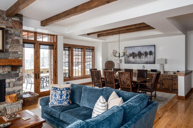 Foto del edificio - 12 Silver Star Drive