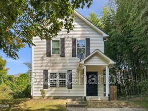 Building Photo - 311 Burnette St