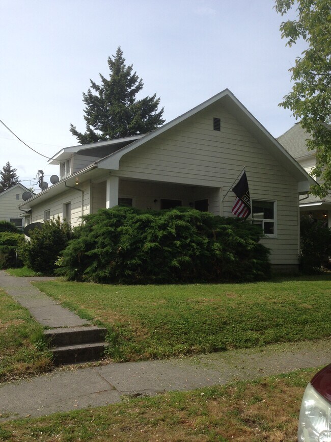 Foto del edificio - 306 1st Ave