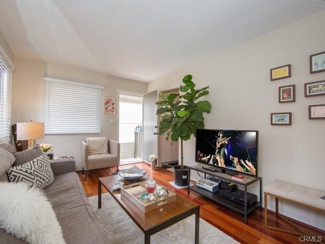 living room - 472 3rd St