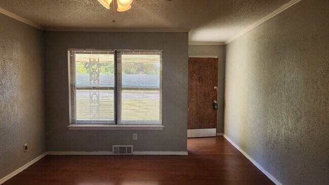 Foto del edificio - 1009 SW 70th