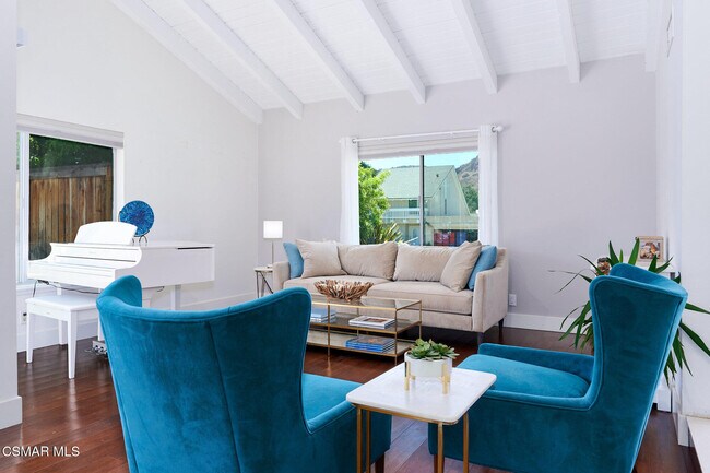 Foto del edificio - 3078 Saddleback Ct