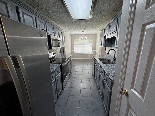 Foto del edificio - Home for Rent