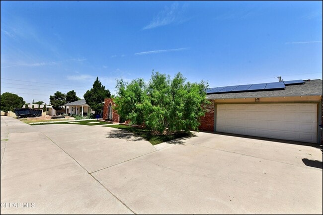 Building Photo - 9125 W H Burges Dr