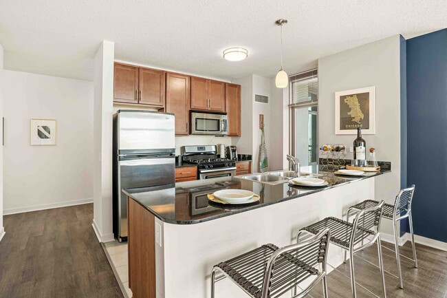 Photo - 555 W Kinzie St Apartment