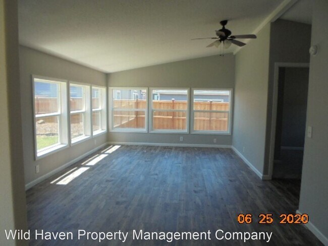Building Photo - 3 br, 2 bath House - 1608 SW Sandalwood St