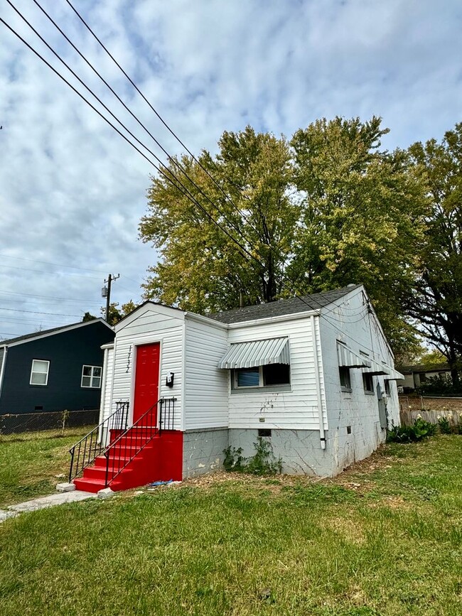 3 Bed 3 Bath House near VCU and Byrd Park! - 3 Bed 3 Bath House near VCU and Byrd Park!