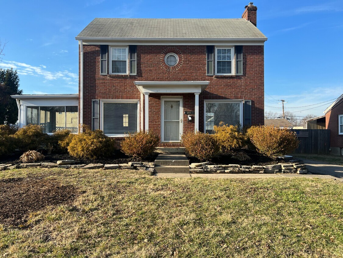 205 Norbourne Blvd, Louisville, KY 40207 House Rental in Louisville