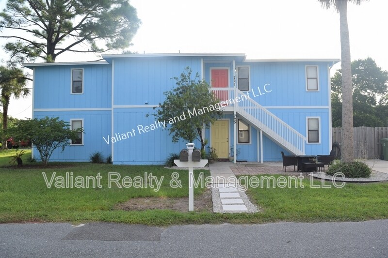 Primary Photo - 725 7th Ave S