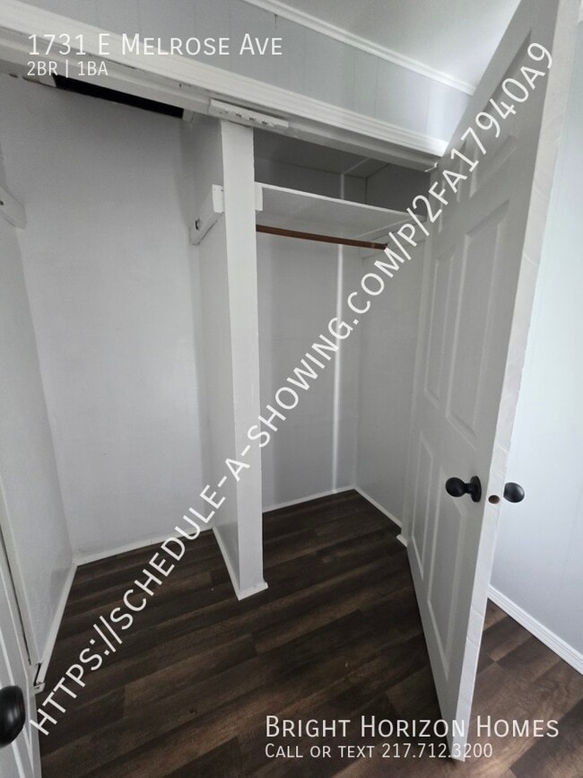 Foto del edificio - 1731 Melrose St