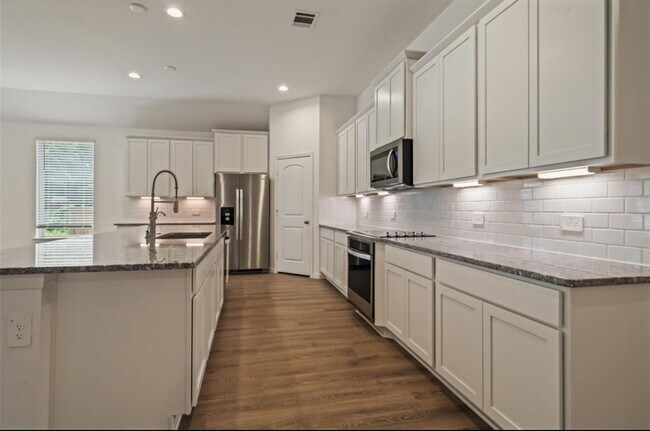 Foto del edificio - 177 Jim Hall Ln