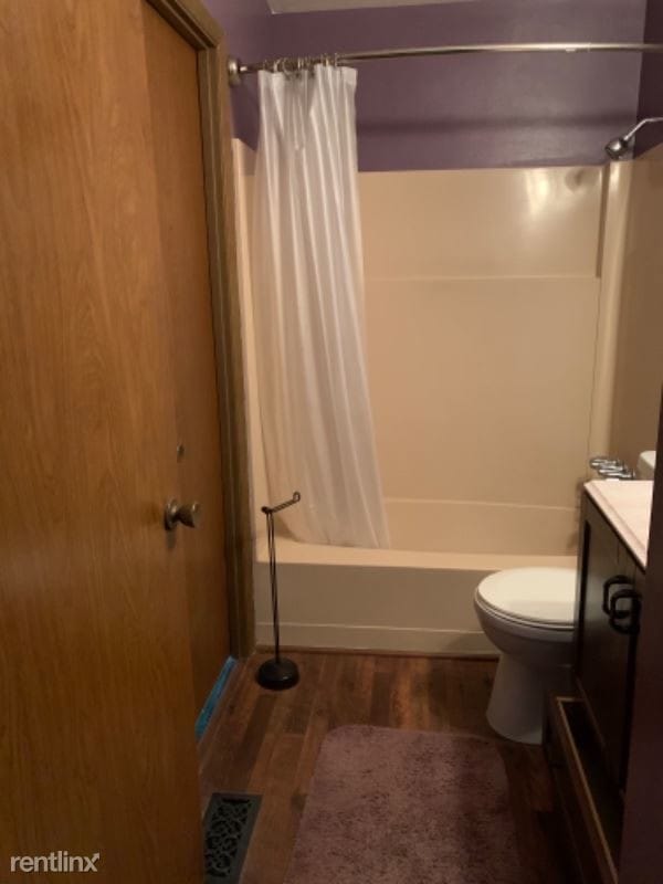 Building Photo - 3 br, 1.5 bath House - 7015 Wayles Dr