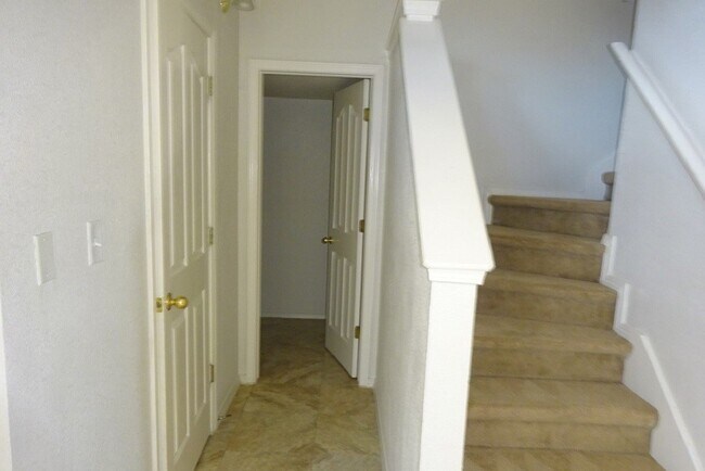 Building Photo - 3088 Tierra Bowles Dr