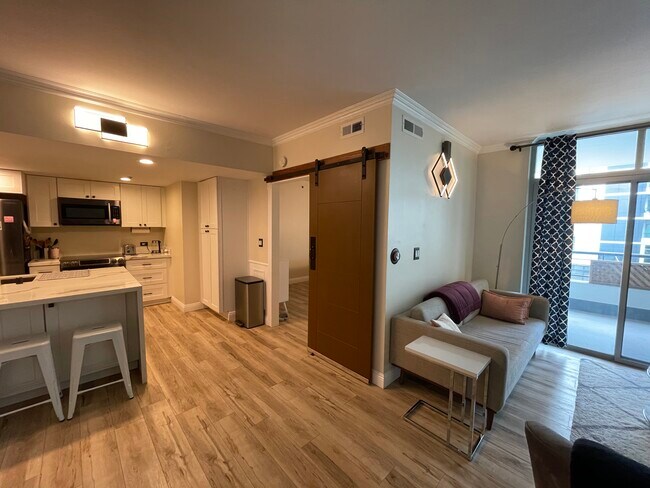 Foto del edificio - 425 W Beech St