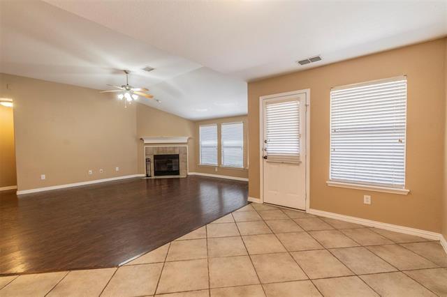 Foto del edificio - 2017 Lake Highlands Dr