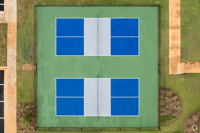 Pickle Ball Court - COLLIER AT CLIFT FARMS