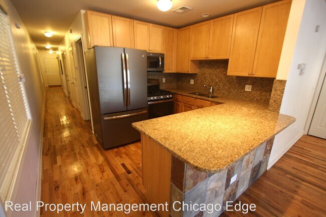 Foto del edificio - 2451 W Harrison St