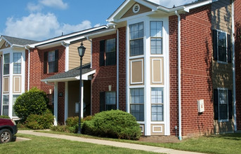 Rolling Brook Village Rentals - Woodbridge, VA | Apartments.com