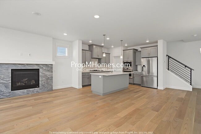 Foto del edificio - 3614 SE Nebula Ln