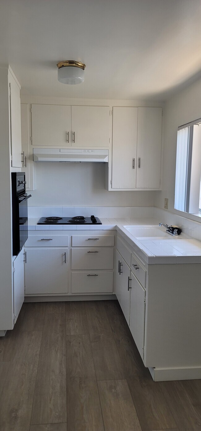 cocina #25 - Via Del Amo Apartments