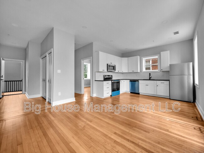 Foto del edificio - 707 Druid Park Lake Dr