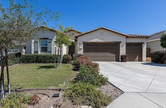 Building Photo - 955 Romneya Ln