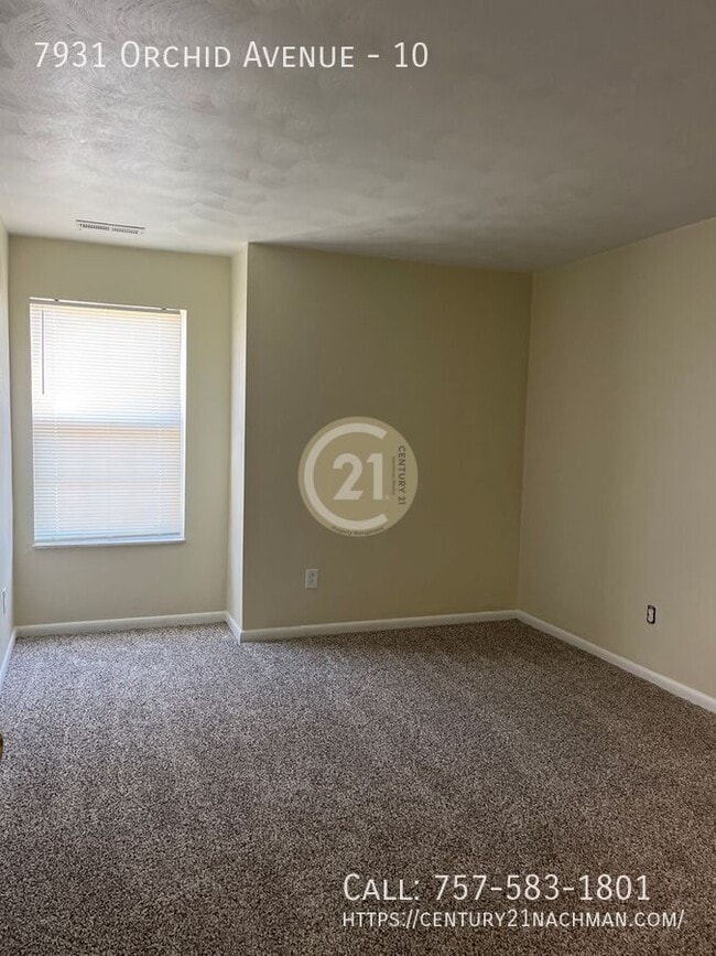 Foto del edificio - 7931 Orchid Ave