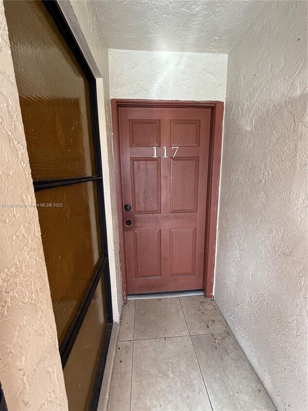 Foto principal - 6675 W 4th Ave