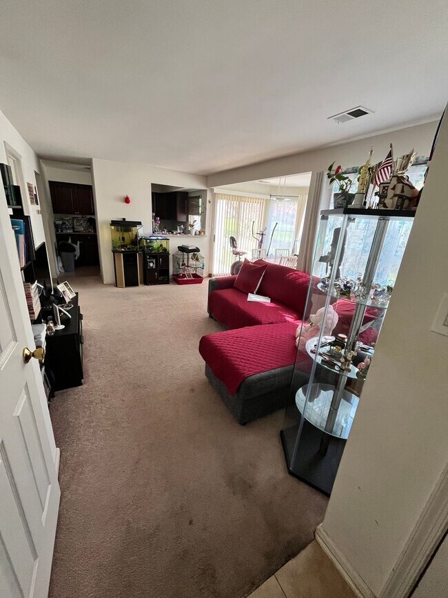 Foto del edificio - 2 Bed 2 Bath Condo in Council Rock School ...