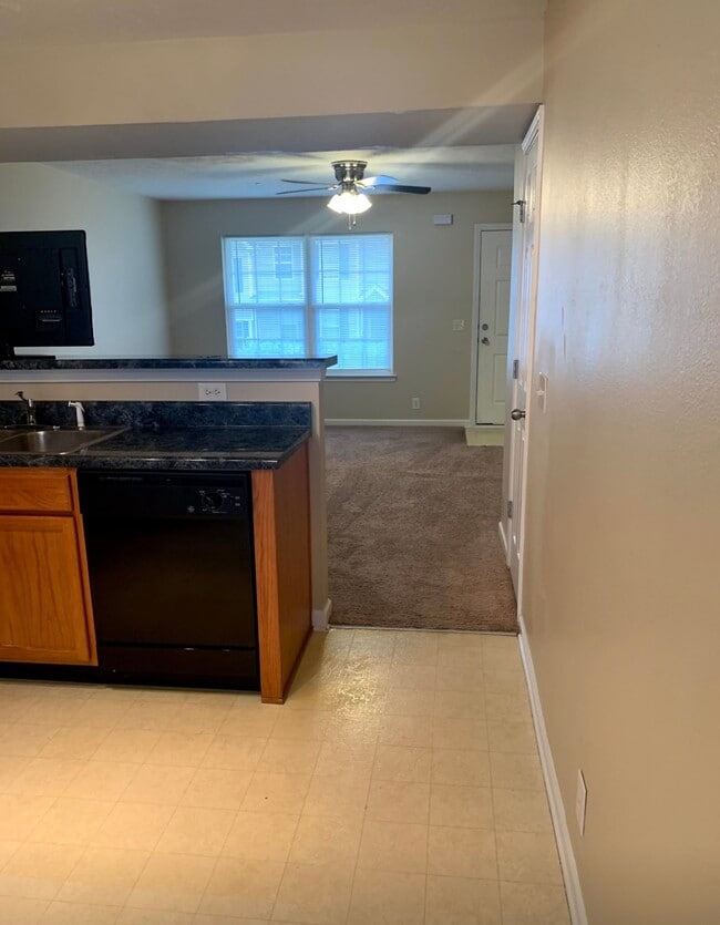 Building Photo - 4014 Cody Dr