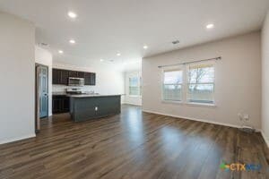 Building Photo - 609 Eaton Dr