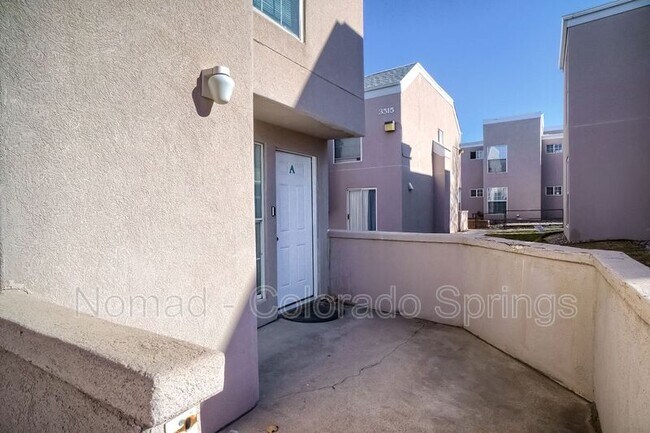 Building Photo - 3465 Rebecca Ln