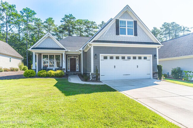 Building Photo - 365 N Bracken Fern Ln