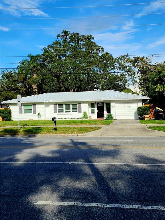 Primary Photo - 305 N Hercules Ave
