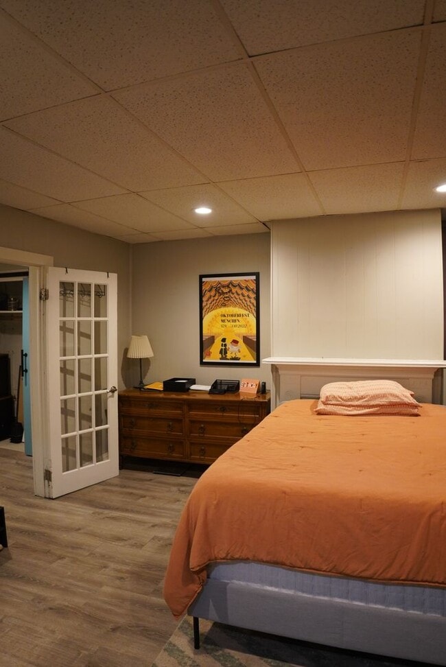 Building Photo - 3216 Jane St