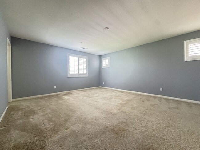 Foto del edificio - 7181 Logsdon Dr