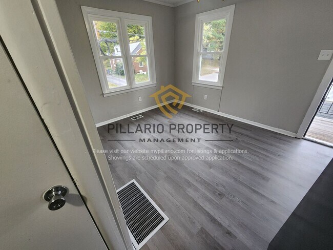 Foto del edificio - Updated 1 Bedroom, 1 Full Bath Unit in Mul...