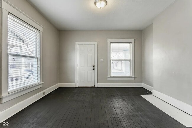 Building Photo - 1624 Yandes St